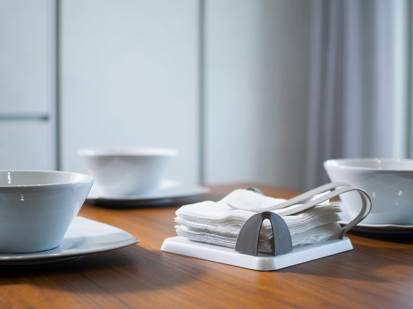 Ecoplast, Portatovaglioli, Design Classico ed Elegante, Trattiene i Tovaglioli Delicatamente Parent
